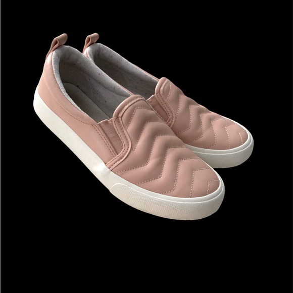 Cat and Jack Slip On Sneakers Girl's Sz 1 wide 'Nellie' Blush Pink Casual Flats - Picture 3 of 6